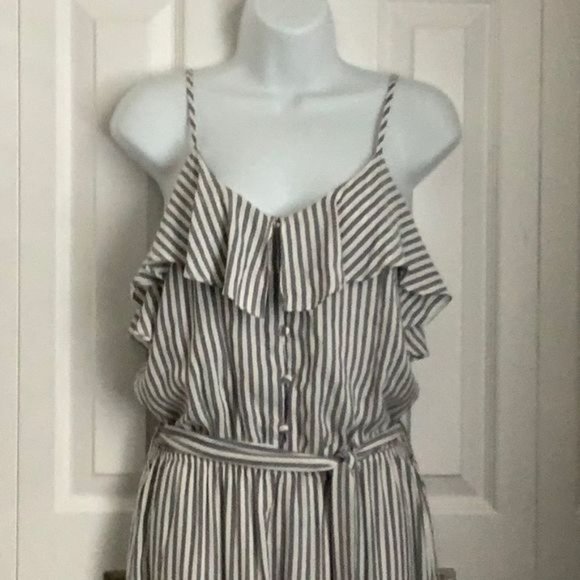 COTTON BLEU “THE FLORENCE” JUMPSUIT IN GREY/WHITE STRIPES SIZE MEDIUM NWT - Picture 4 of 16